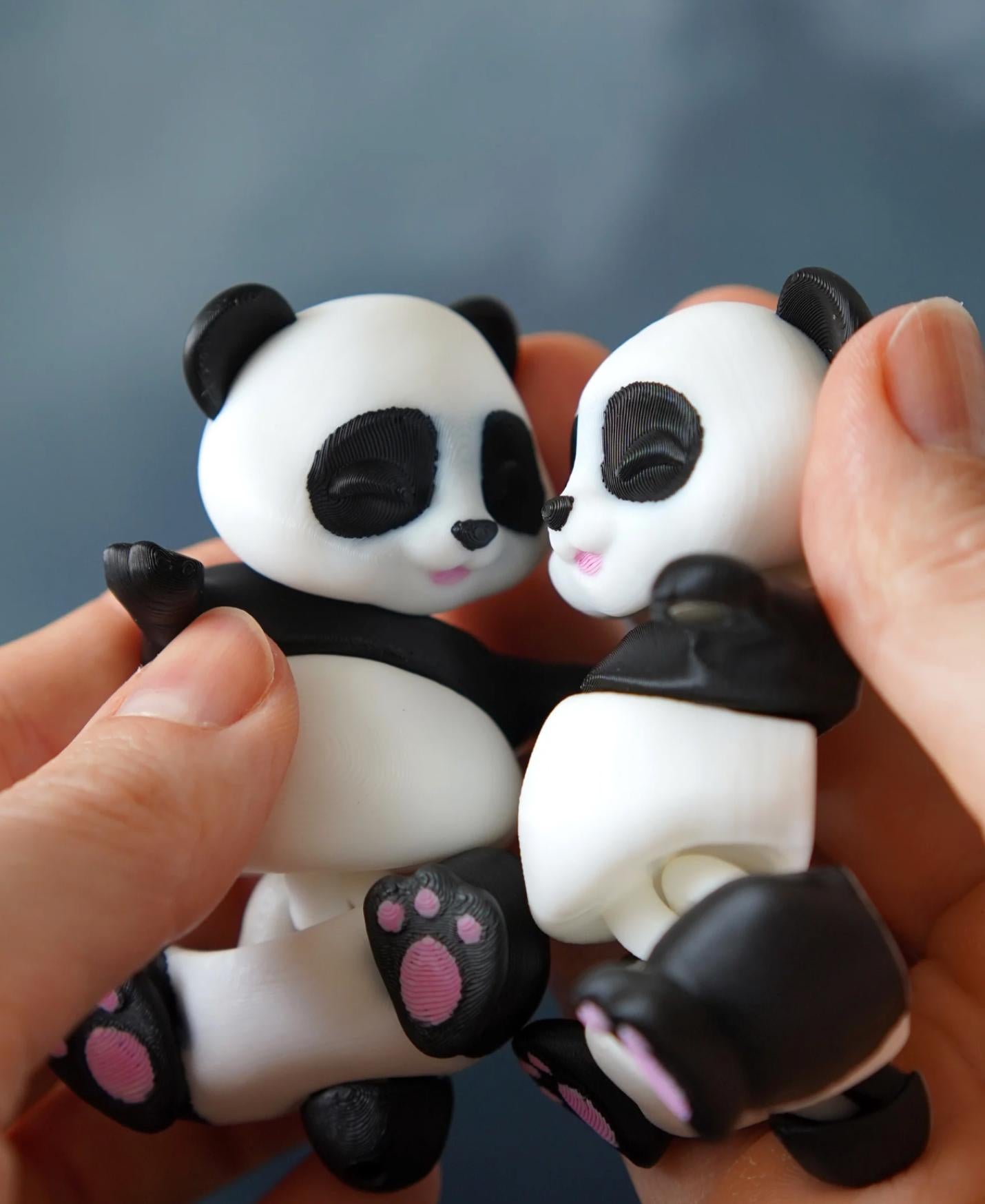 Flexi Panda – Articulated Magnetic Fidget Toy | 3D Printed Desk Pet