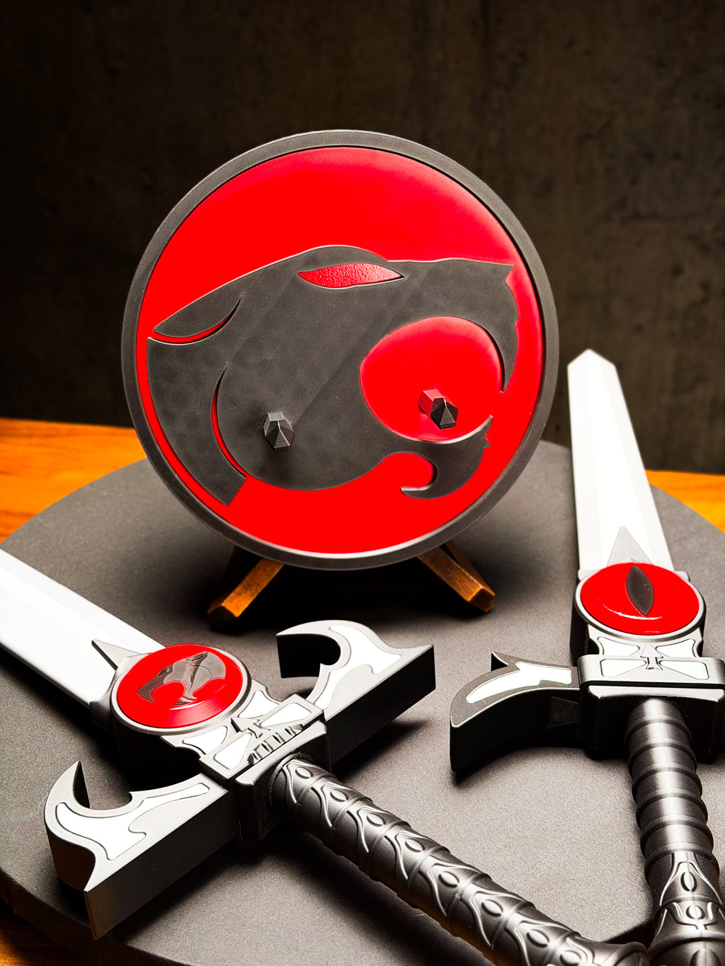 Thundercats Sword & Dagger Wall Mount – Prop & Collectible Display Holder