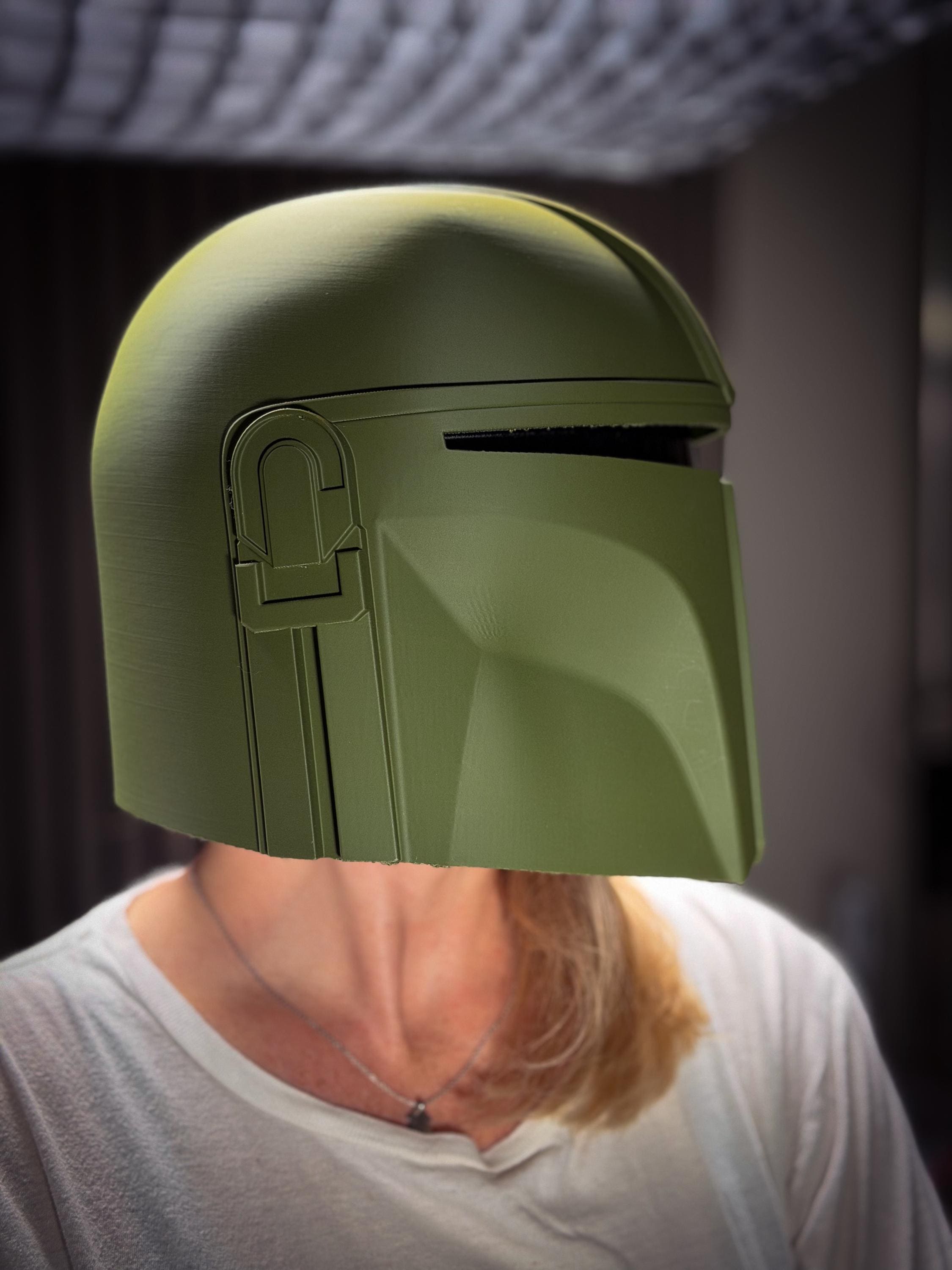 Mandalorian Helmet – Wearable Cosplay Helmet with Visor & Padding | Custom Size