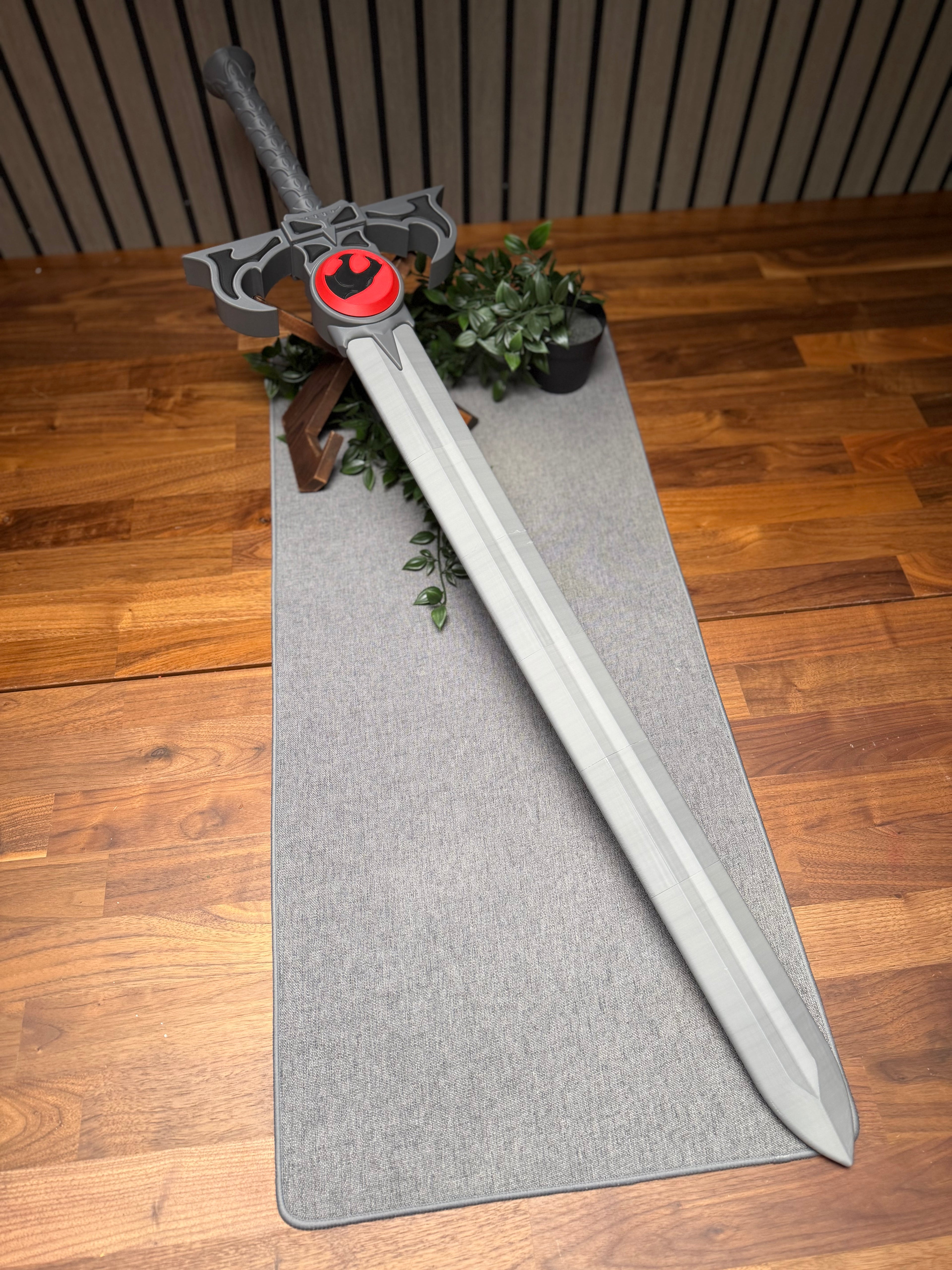 Sword of Omens Cosplay Prop – Full Size ThunderCats Inspired Display Sword
