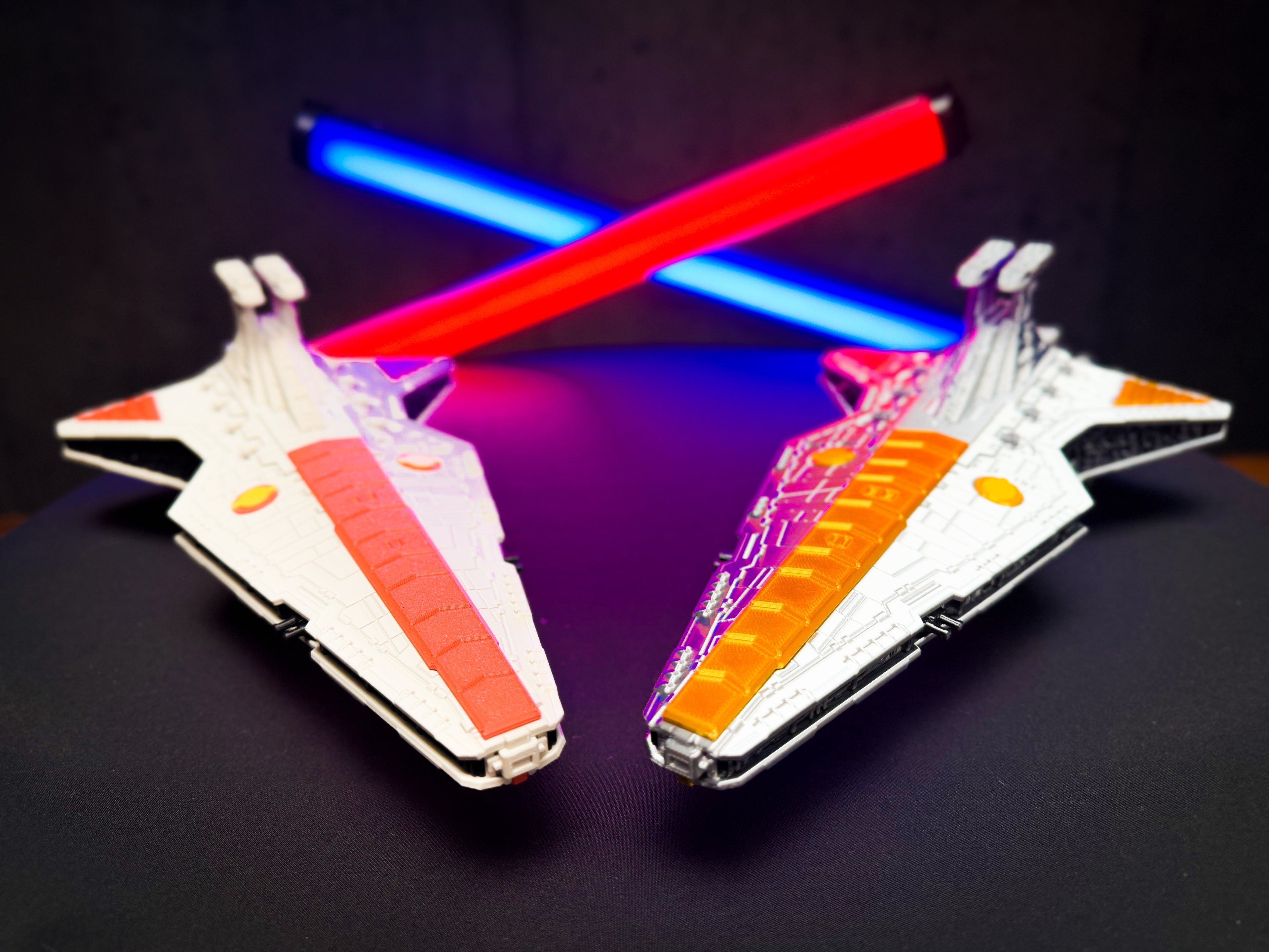 Venator-Class Star Destroyer Kit – 3D Printed Display Model with Stand