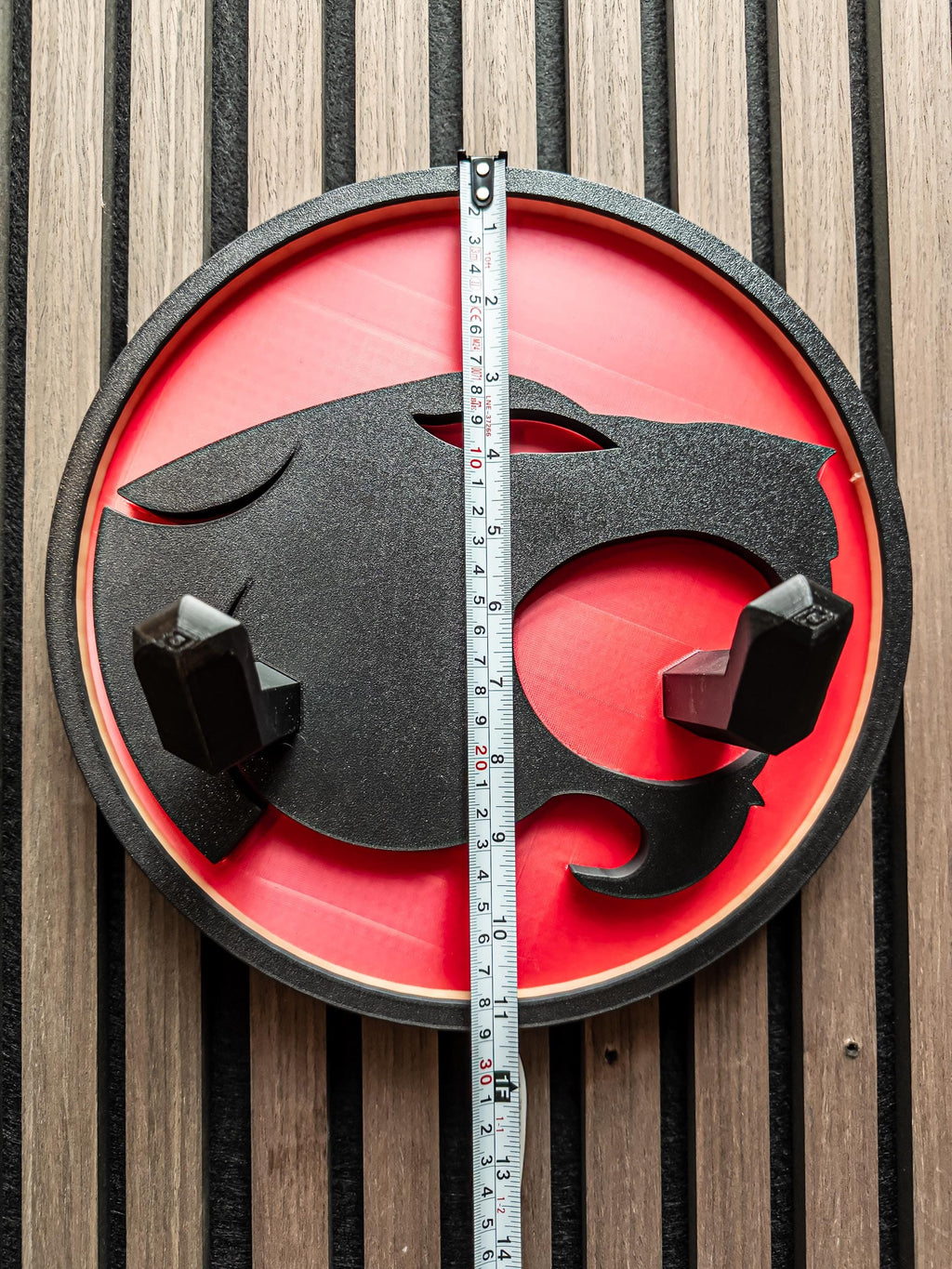 Eye of Thundera LED Sword Holder – ThunderCats Wall Mount Display