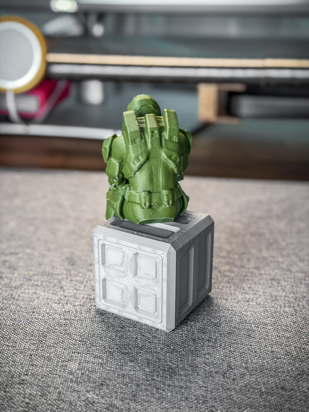 Sad Spartan-Inspired Soldier Desk Decor – 3D Printed Fan Art Figure & Crate